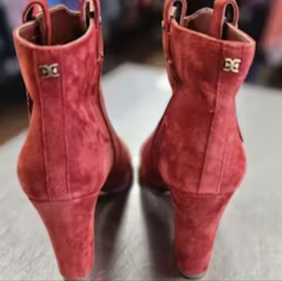 Sam Edleman Red Suede Niomie Size 8 Booties - Picture 3 of 3